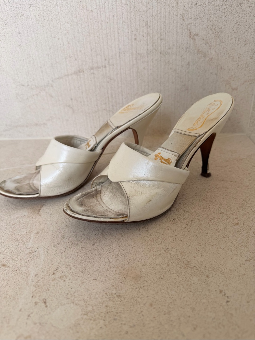 Vintage Carmelletes by Marmi Spring-o-lator White Leather Platform Heels 6.5 Box